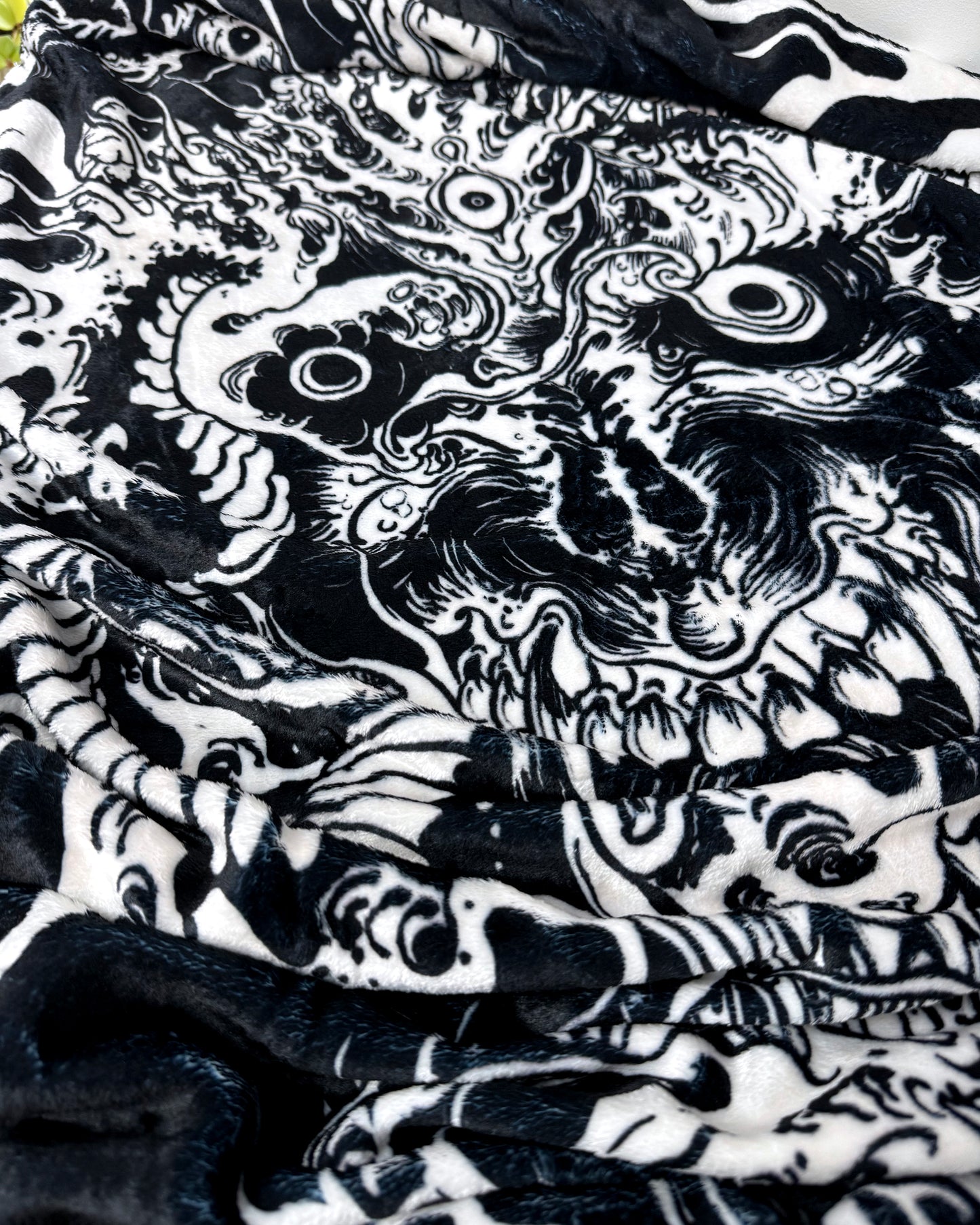 Fleece Blanket : Wen Pham